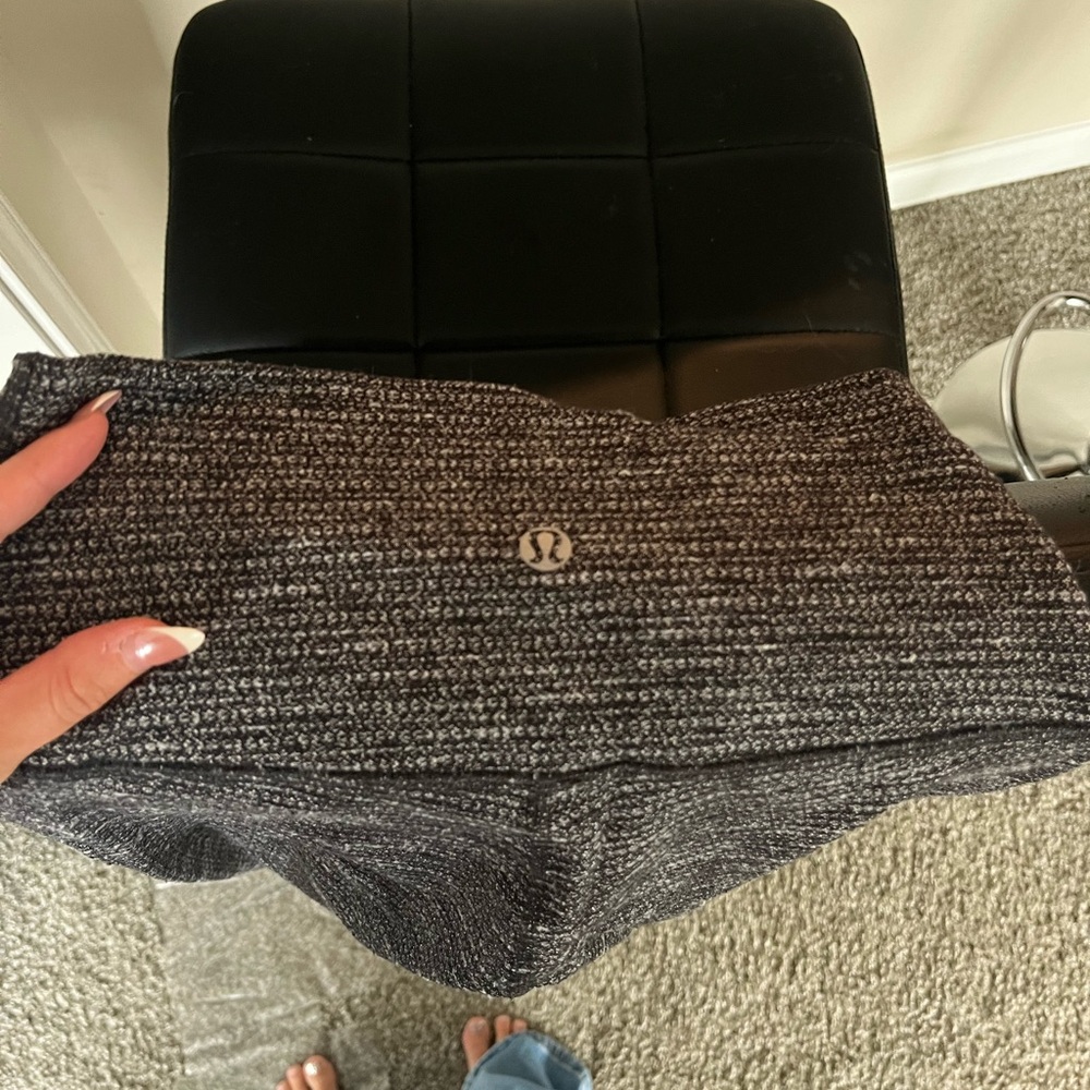 Lululemon Black and White Align Leggings - Great Condition size 2